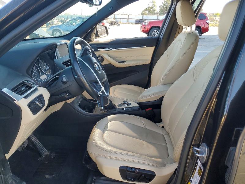 Photo 7 from auction – 2017 BMW X1 with VIN WBXHT3C31H5F80316