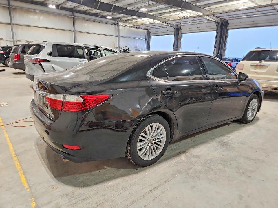 Photo 3 from auction – 2013 LEXUS ES with VIN JTHBK1GG1D2028376