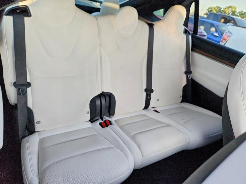 Photo 11 from auction – 2022 TESLA MODEL X with VIN 7SAXCAE56NF362491