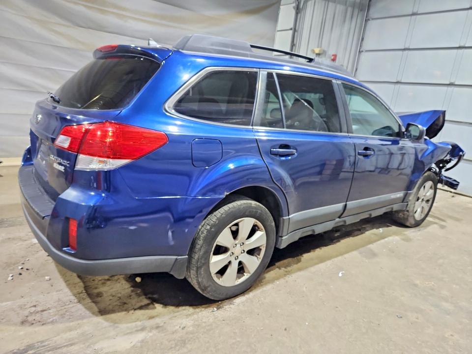 Photo 3 from auction – 2011 SUBARU OUTBACK with VIN 4S4BRBKC7B3326005