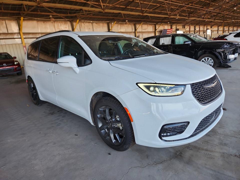 Zdjęcie 4 z aukcji – 2021 CHRYSLER PACIFICA z VIN 2C4RC1FG0MR572299