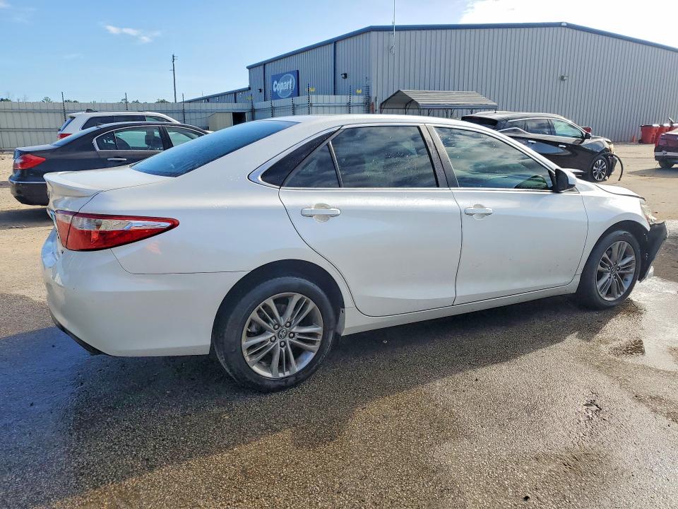 Photo 3 from auction – 2017 TOYOTA CAMRY with VIN 4T1BF1FK6HU439757