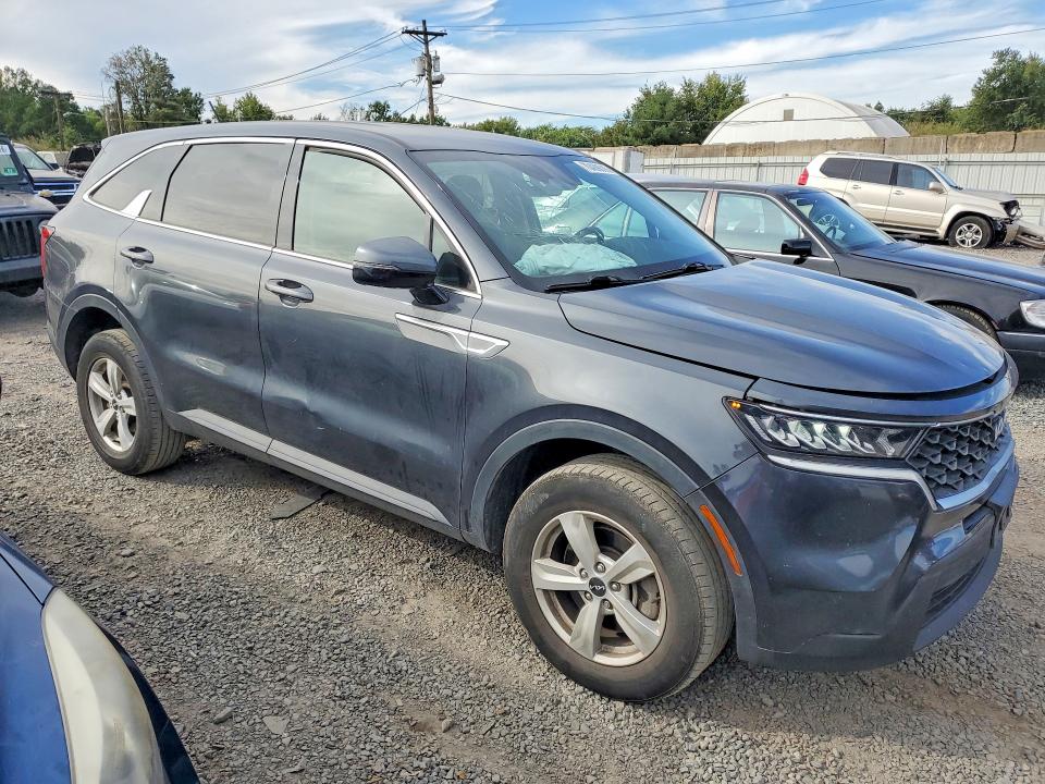 Photo 4 from auction – 2023 KIA SORENTO with VIN 5XYRGDLC7PG184485