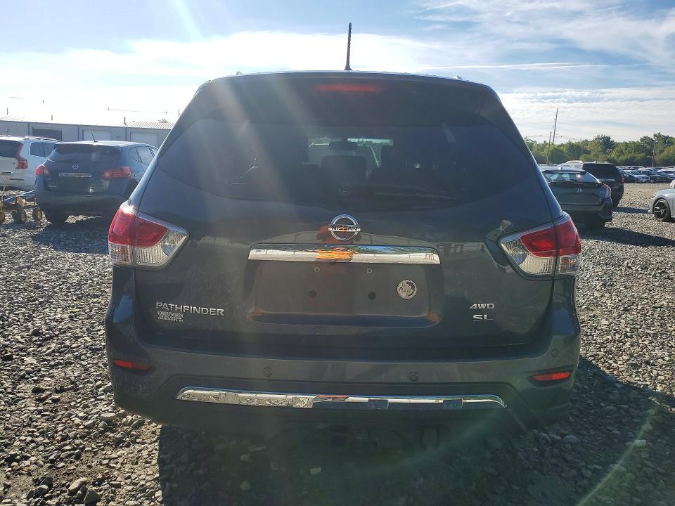 Photo 6 from auction – 2013 NISSAN PATHFINDER with VIN 5N1AR2MM3DC643946