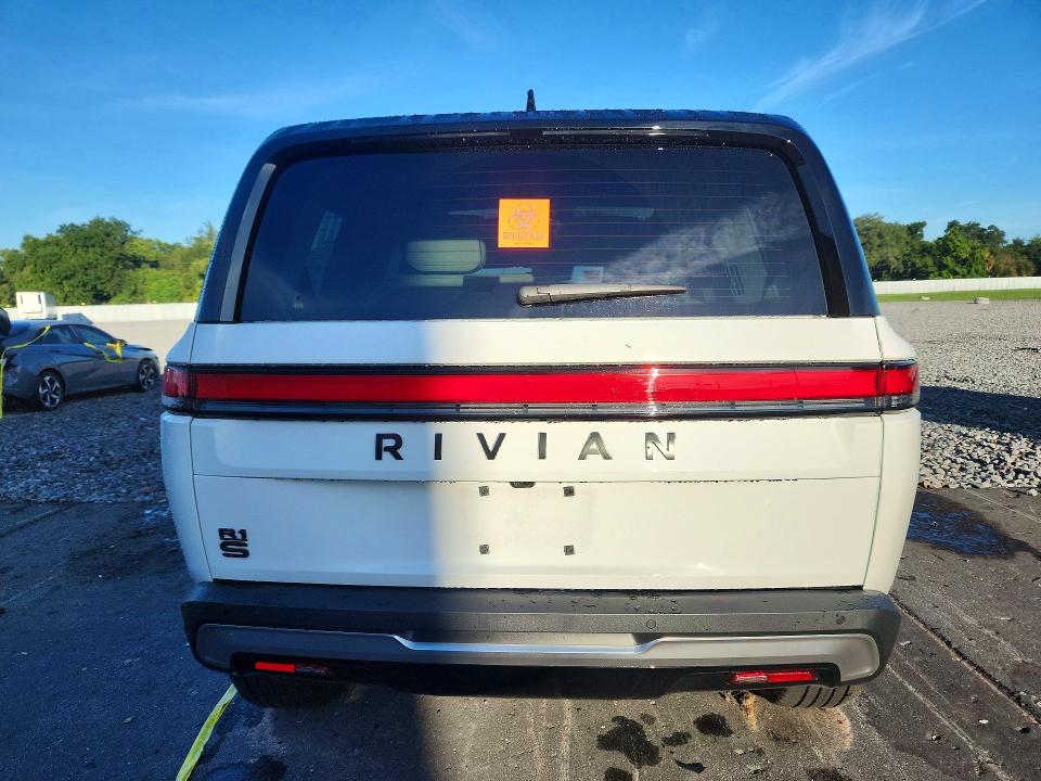 Photo 6 from auction – 2025 RIVIAN R1S with VIN 7PDSGBBA2SN072970