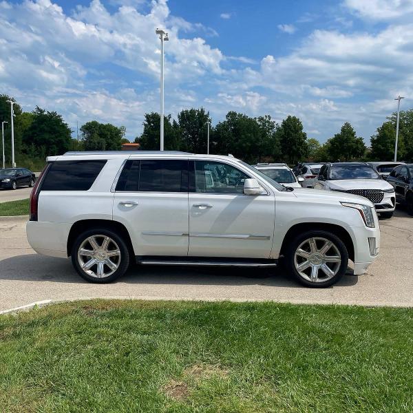Photo 13 from auction – 2016 CADILLAC ESCALADE with VIN 1GYS4BKJ4GR154029
