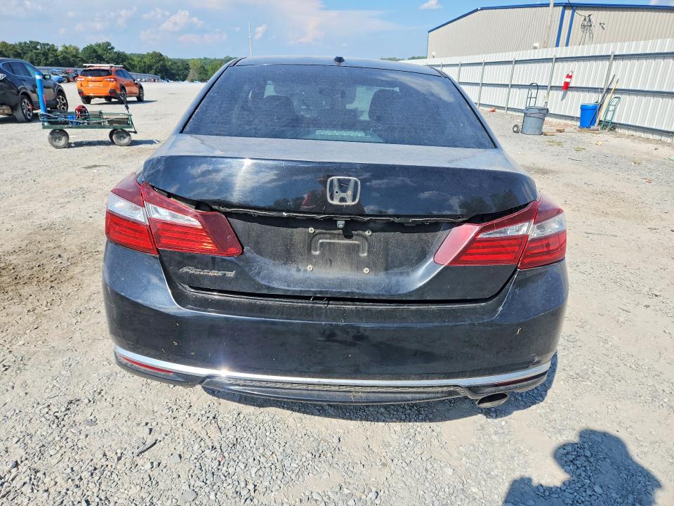 Photo 6 from auction – 2016 HONDA ACCORD with VIN 1HGCR2F79GA224487