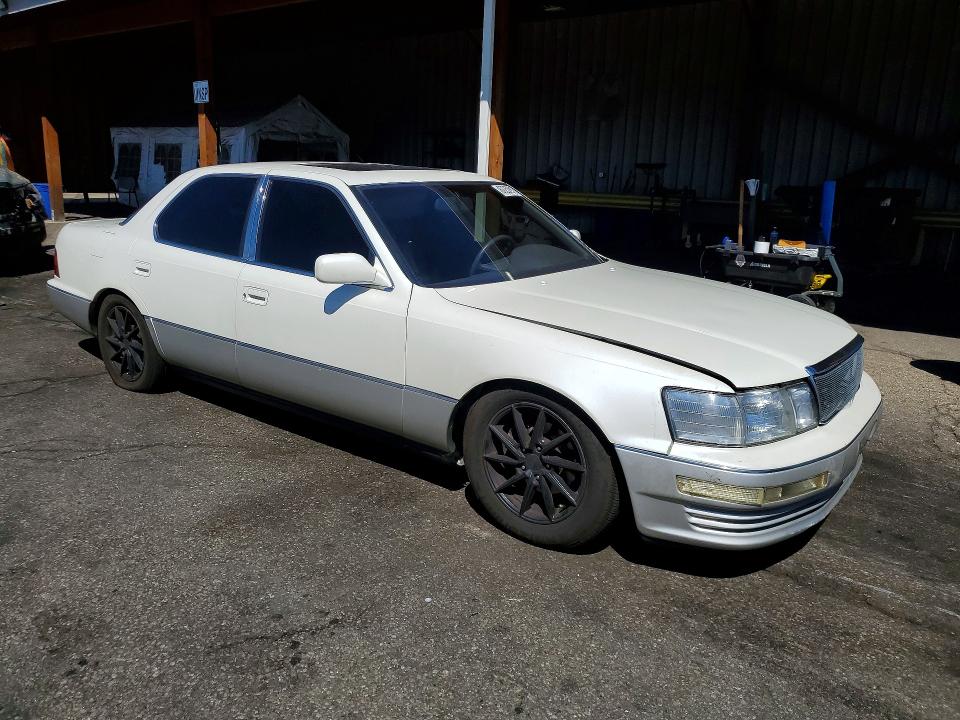 Photo 4 from auction – 1992 LEXUS LS with VIN JT8UF11E2N0129086