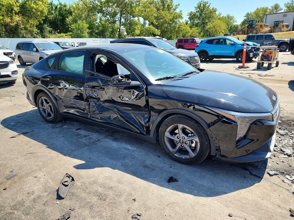 Zdjęcie 4 z aukcji – 2025 KIA K4 z VIN 3KPFT4DE3SE092911