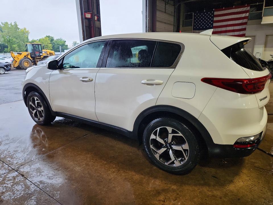 Снимка 2 от търг – 2022 KIA SPORTAGE с VIN KNDPMCAC8N7006396