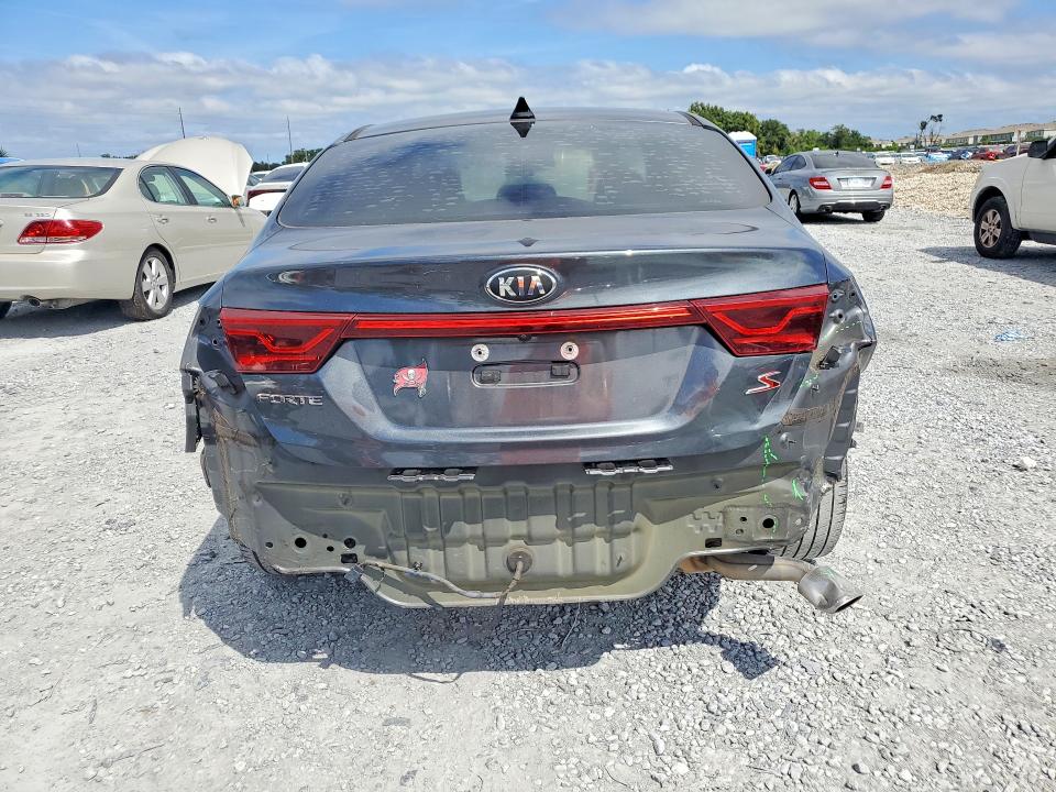Photo 6 from auction – 2019 KIA FORTE with VIN 3KPF34AD2KE114070