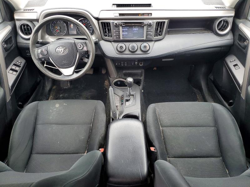 Снимка 8 от търг – 2018 TOYOTA RAV4 с VIN 2T3BFREV5JW810057