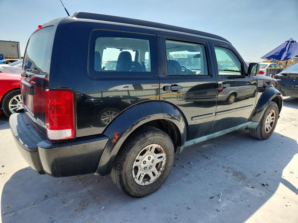 Zdjęcie 3 z aukcji – 2011 DODGE NITRO z VIN 1D4PT2GK1BW599101
