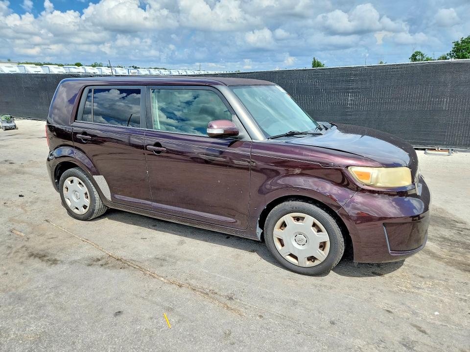 Foto 4 de la subasta – 2009 SCION XB con VIN JTLKE50E891065791