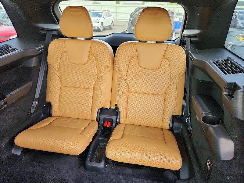 Photo 10 from auction – 2016 VOLVO XC90 with VIN YV4A22PN7G1003104