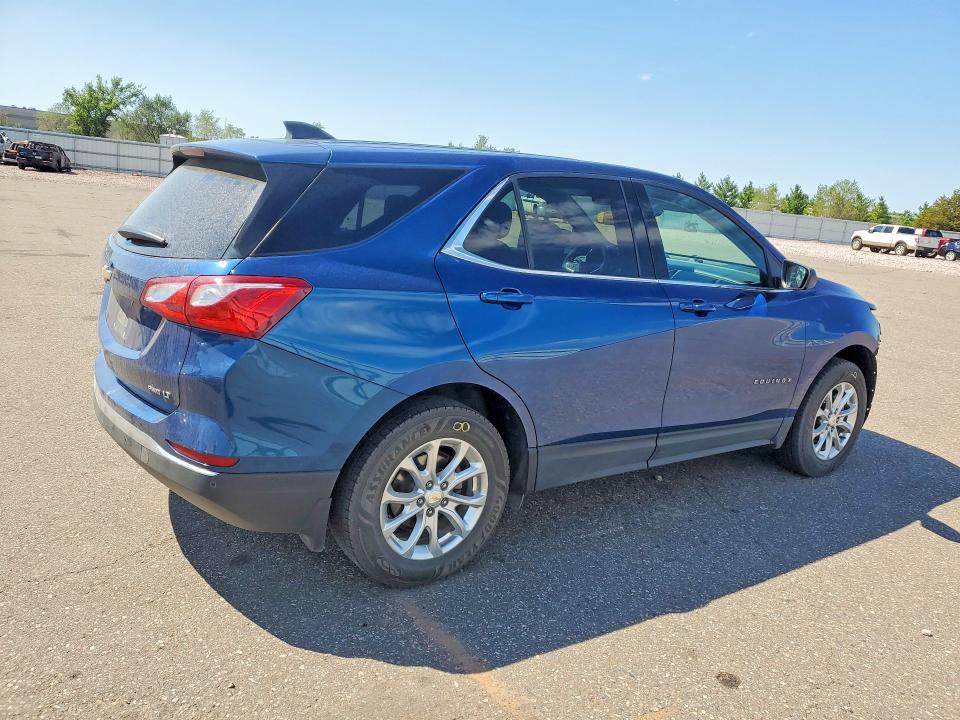 Photo 3 from auction – 2020 CHEVROLET EQUINOX with VIN 2GNAXUEV6L6187002
