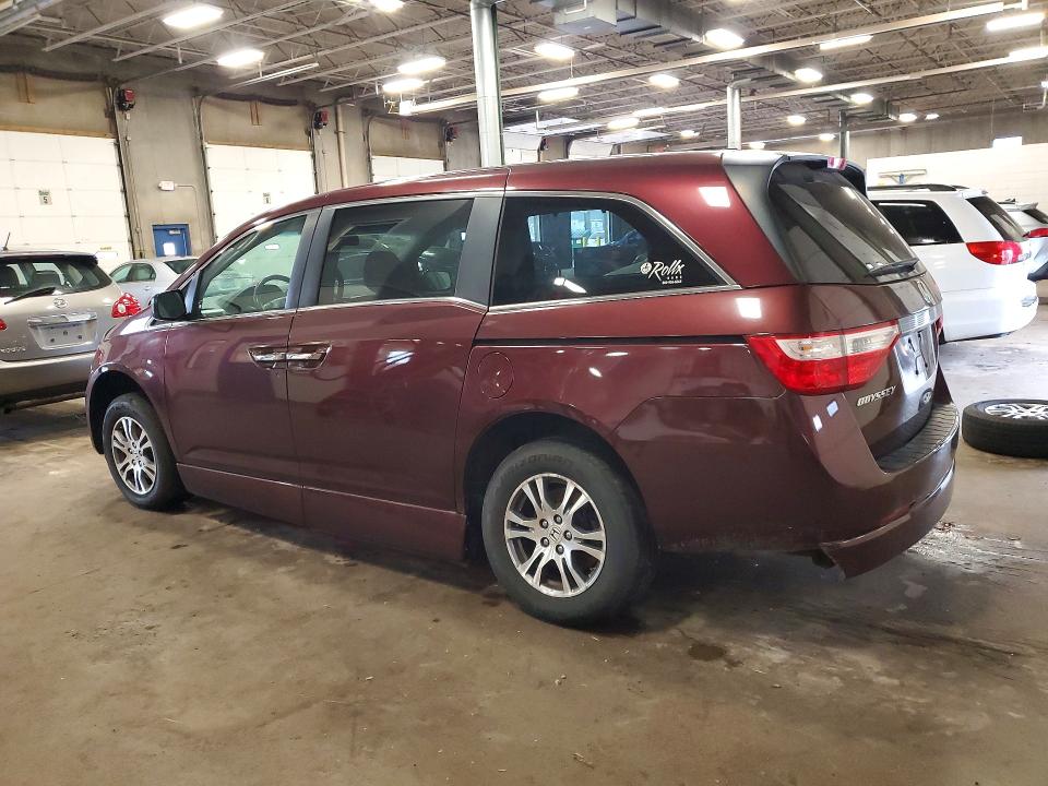 Снимка 2 от търг – 2012 HONDA ODYSSEY с VIN 5FNRL5H60CB136591