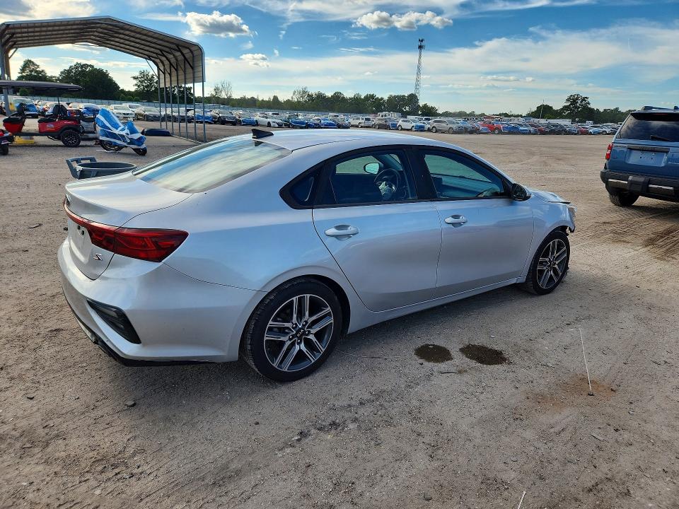 Фото 3 с аукциона – 2019 KIA FORTE с VIN 3KPF34AD4KE028467