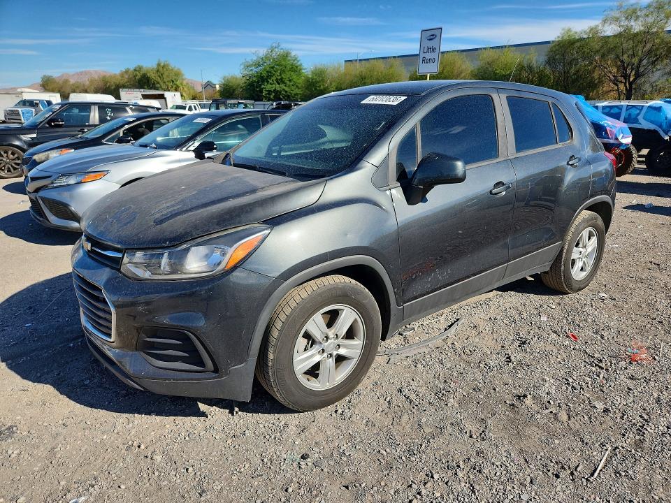 CHEVROLET TRAX 2019 with VIN 3GNCJKSB3KL404783 - Photo from auction