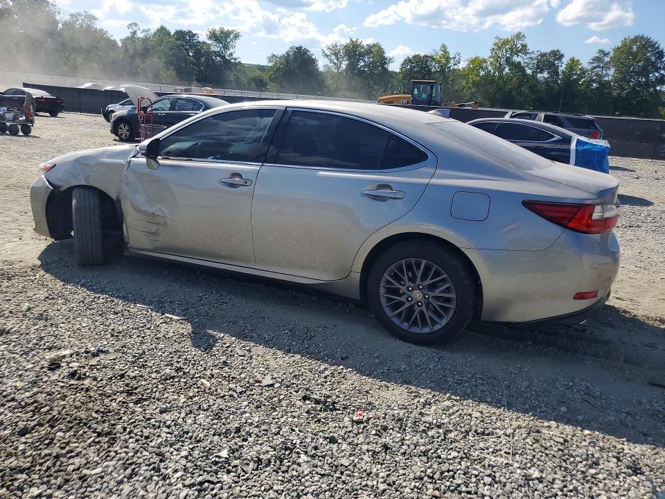Photo 2 from auction – 2018 LEXUS ES with VIN 58ABK1GGXJU089537