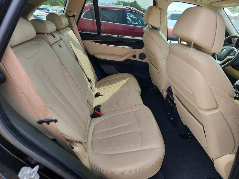 Foto 11 de la subasta – 2016 BMW X5 con VIN 5UXKR6C56G0J81994