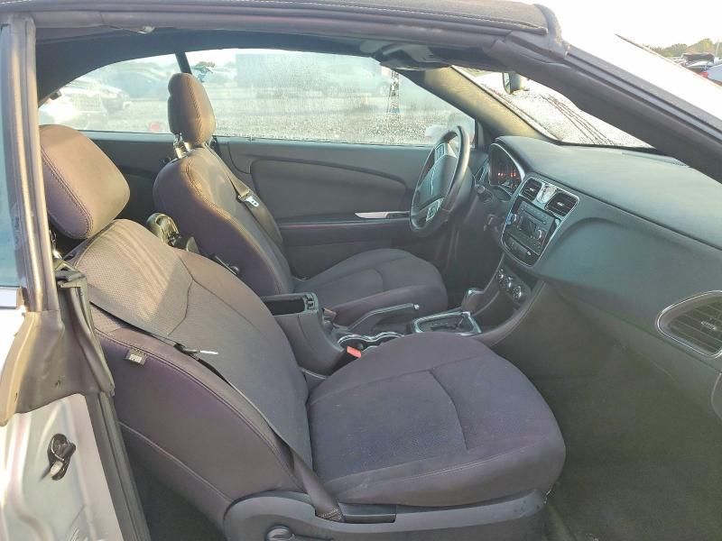Photo 10 from auction – 2012 CHRYSLER 200 with VIN 1C3BCBEB3CN233288