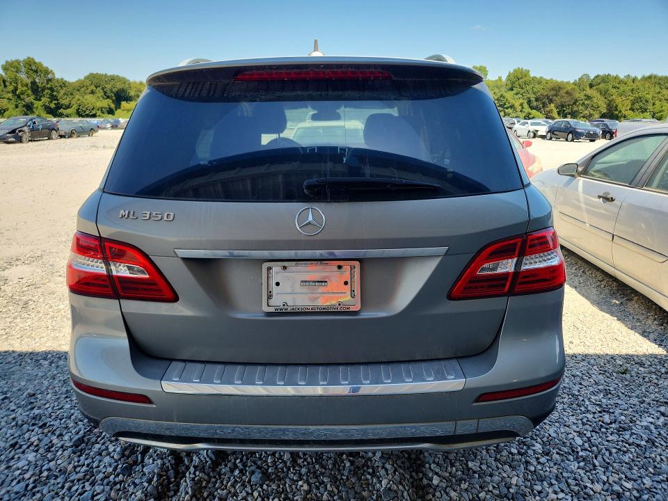 Photo 6 from auction – 2015 MERCEDES-BENZ ML with VIN 4JGDA5JBXFA479327