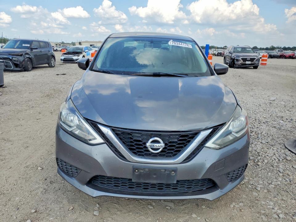 Photo 5 from auction – 2017 NISSAN SENTRA with VIN 3N1AB7APXHY249672