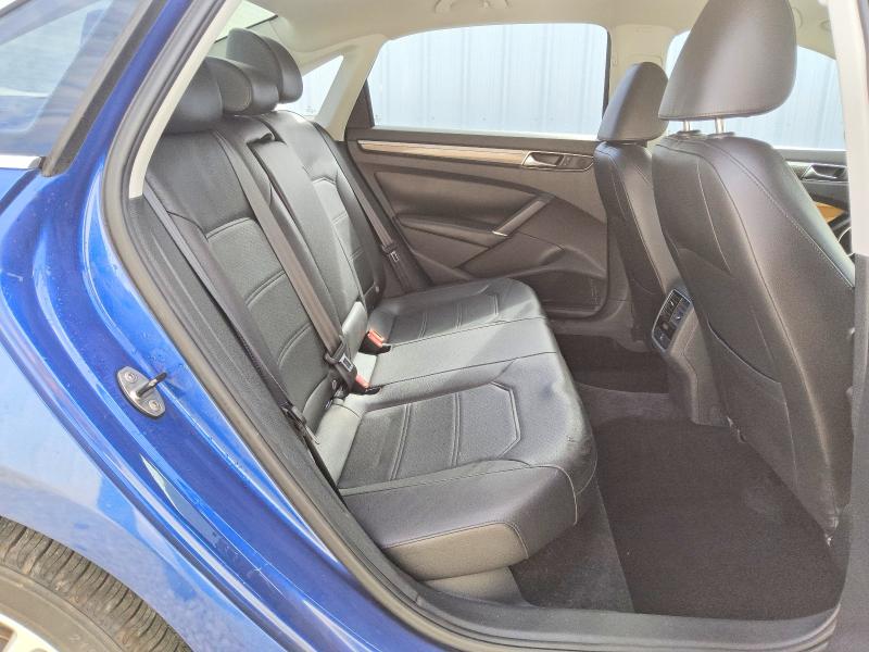 Photo 10 from auction – 2017 VOLKSWAGEN PASSAT with VIN 1VWBT7A37HC075299