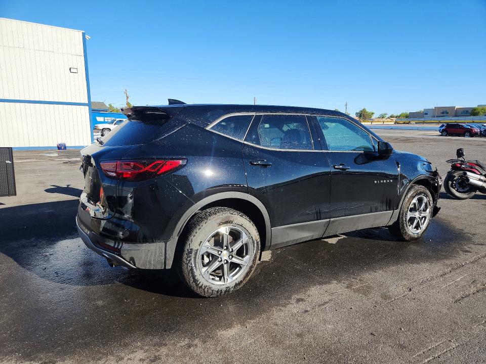 Photo 3 from auction – 2026 CHEVROLET BLAZER with VIN 3GNKBCR43TS179925