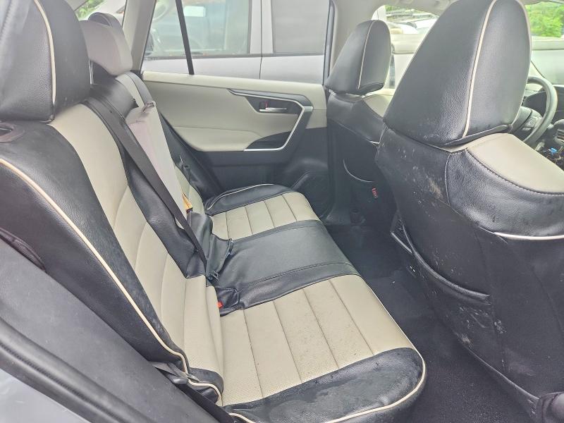Снимка 10 от търг – 2021 TOYOTA RAV4 HYBRID с VIN JTMR6RFV8MD029953