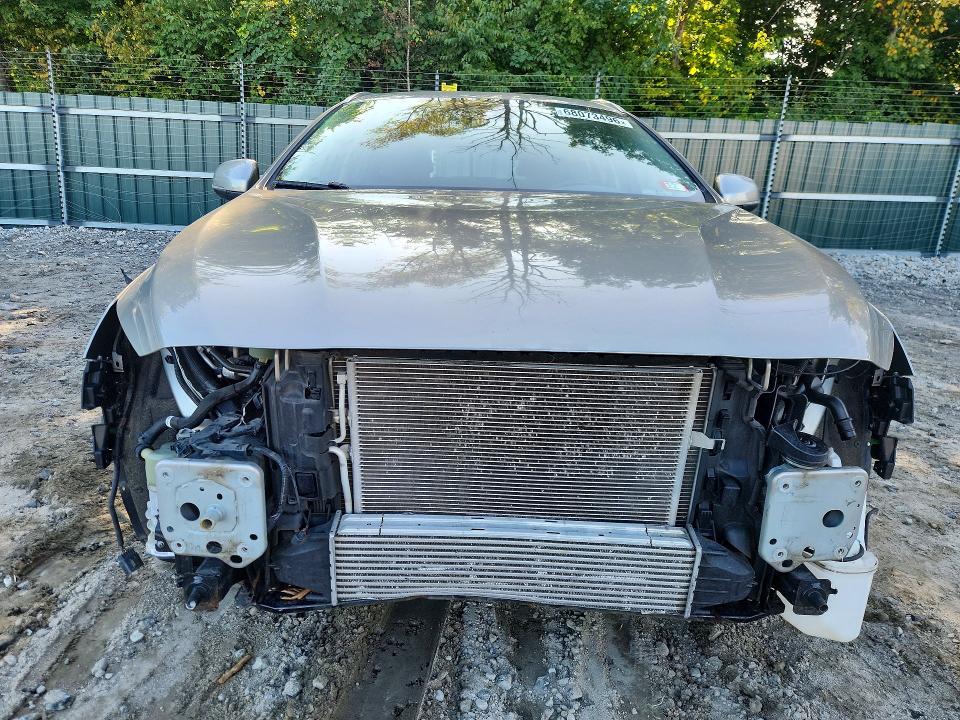 Photo 5 from auction – 2015 VOLVO V60 with VIN YV1612SD5F1190006