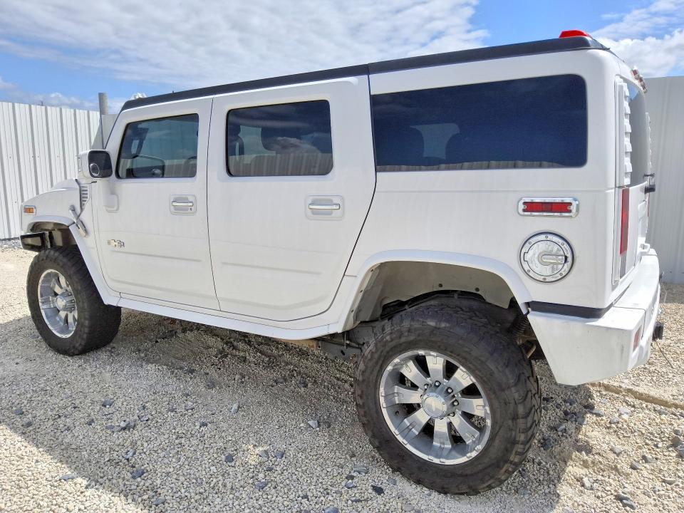 Снимка 2 от търг – 2008 HUMMER H2 с VIN 5GRGN23808H102973