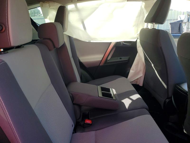 Photo 10 from auction – 2014 TOYOTA RAV4 with VIN JTMRFREV1ED070928