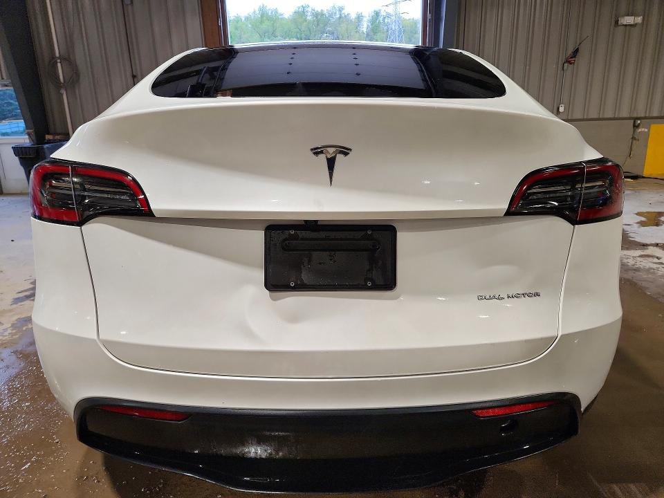 Foto 6 de la subasta – 2025 TESLA MODEL Y con VIN 7SAYGDEE1SA355564