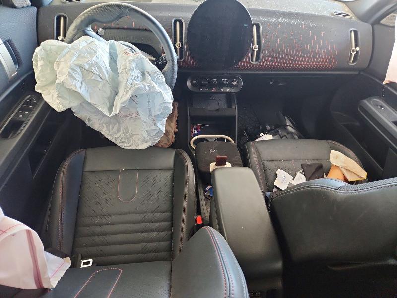 Photo 8 from auction – 2025 MINI COUNTRYMAN with VIN WMZ33GA09S7S96321