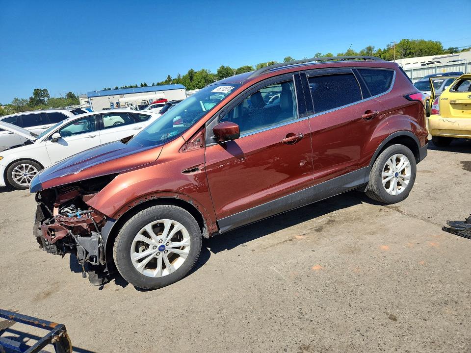 FORD ESCAPE 2018 with VIN 1FMCU0HD4JUB34413 - Photo from auction