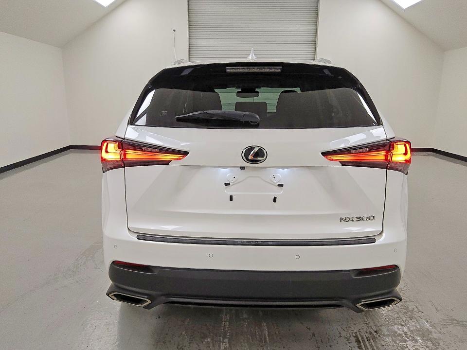 Photo 6 from auction – 2019 LEXUS NX 300 with VIN JTJYARBZXK2136205