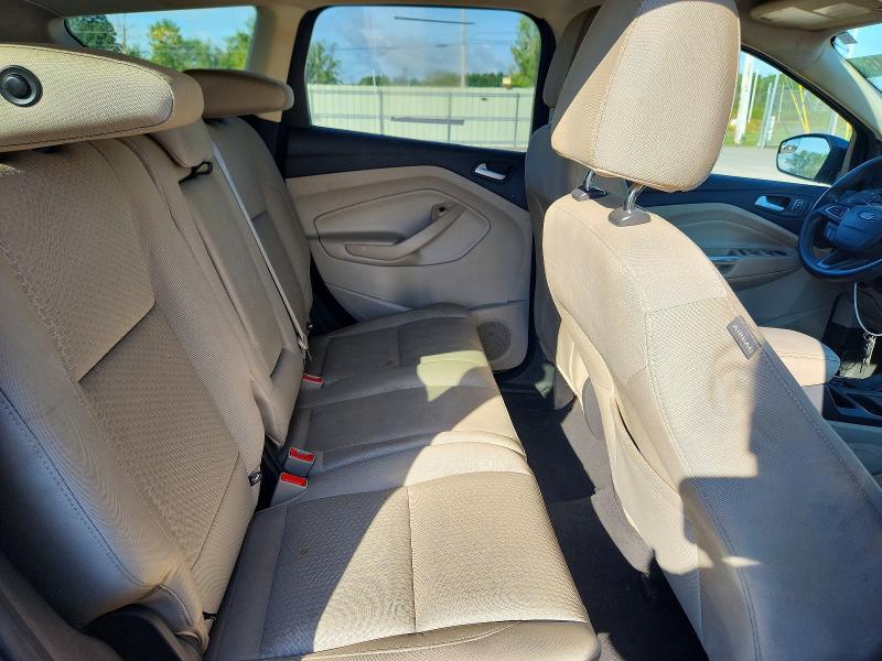 Photo 11 from auction – 2017 FORD ESCAPE with VIN 1FMCU9GD3HUA01903