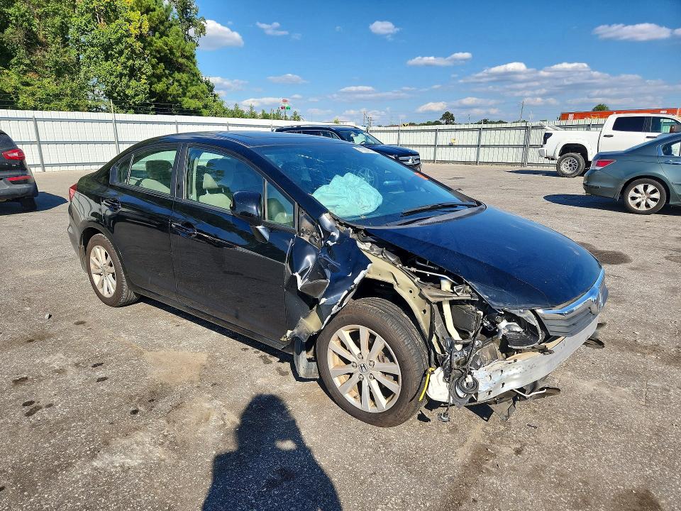 Zdjęcie 4 z aukcji – 2012 HONDA CIVIC z VIN 2HGFB2F83CH321349