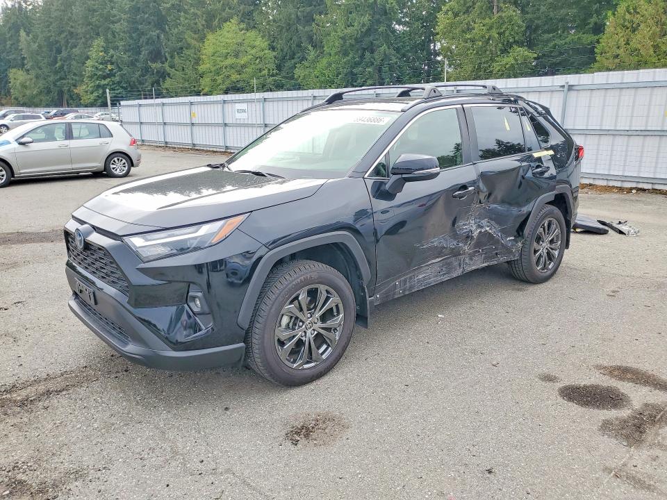 Photo 1 from auction – 2022 TOYOTA RAV4 with VIN JTMB6RFV6ND518791