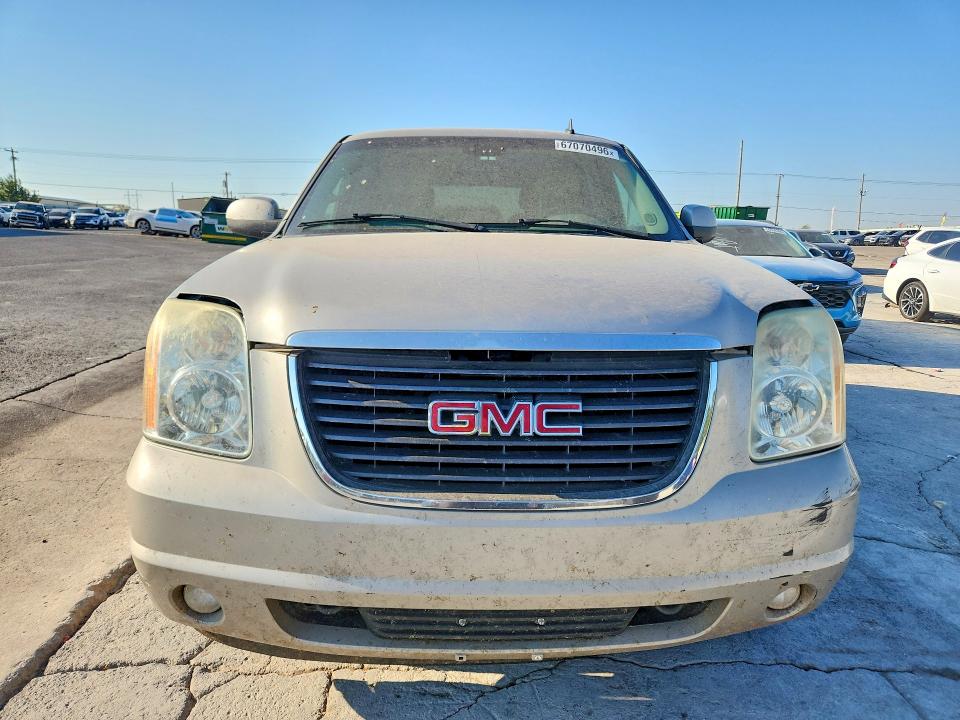Photo 5 from auction – 2007 GMC YUKON with VIN 1GKFC13097R164859