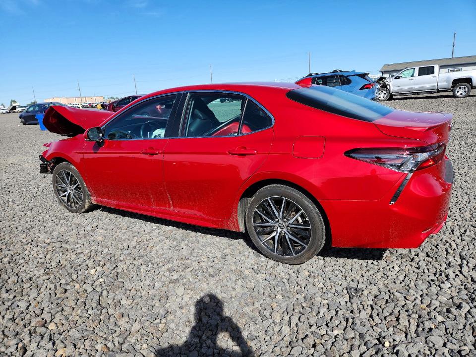 Снимка 2 от търг – 2023 TOYOTA CAMRY с VIN 4T1G11BK7PU105519