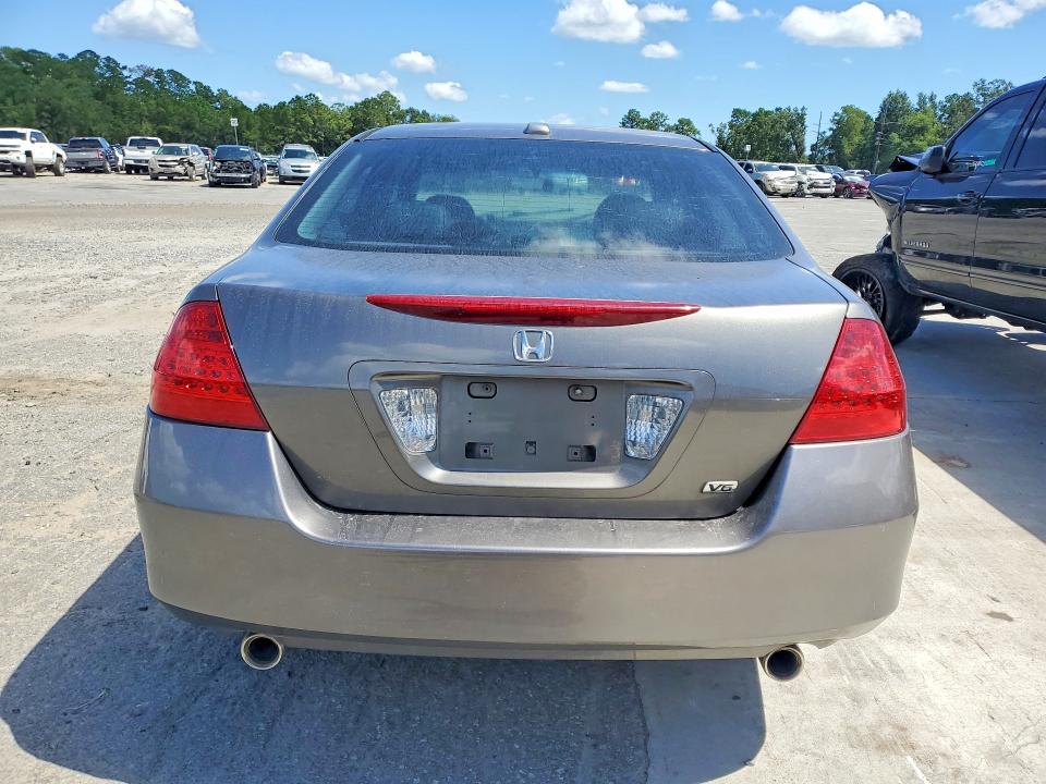 Foto 6 de la subasta – 2006 HONDA ACCORD con VIN 1HGCM66596A070057