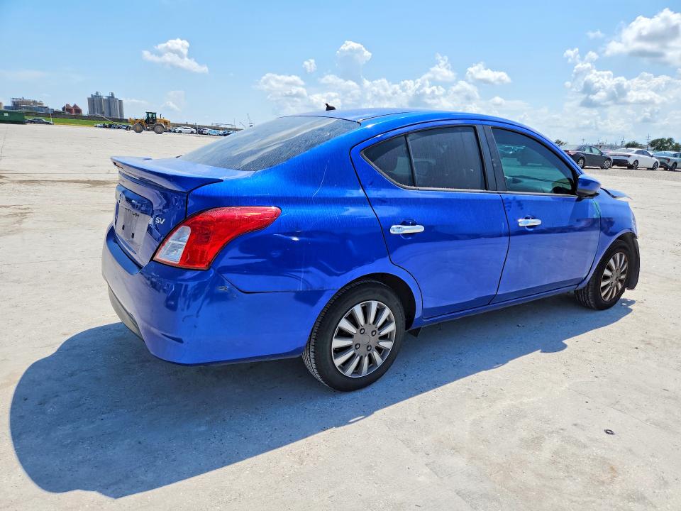 Photo 3 from auction – 2017 NISSAN VERSA with VIN 3N1CN7AP8HL812795