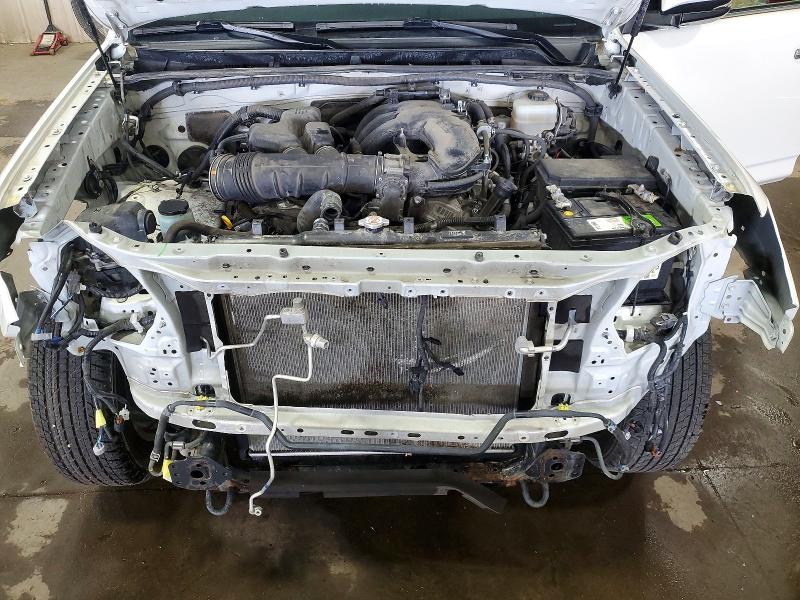 Photo 11 from auction – 2019 TOYOTA 4RUNNER with VIN JTEBU5JR0K5632621