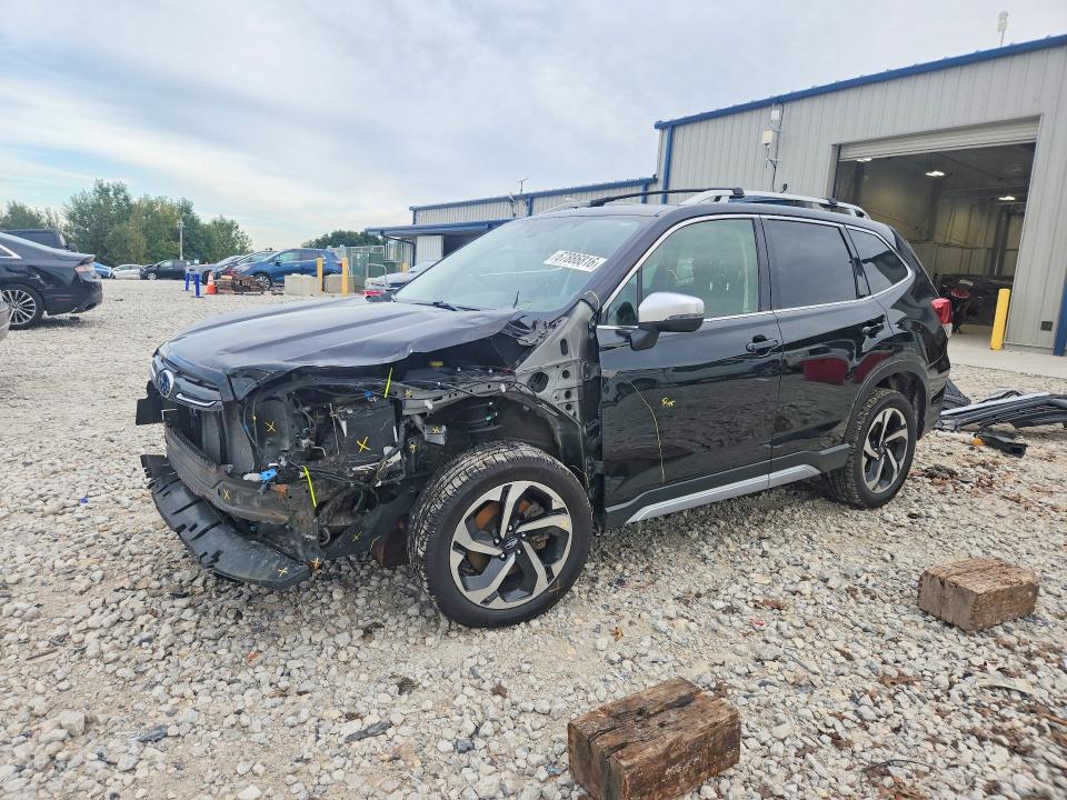 SUBARU FORESTER 2022 with VIN JF2SKARC6NH417915 - Photo from auction