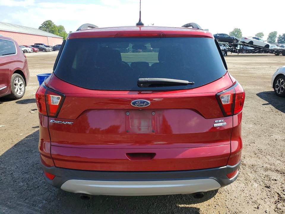 Photo 6 from auction – 2019 FORD ESCAPE with VIN 1FMCU9HD6KUC12650