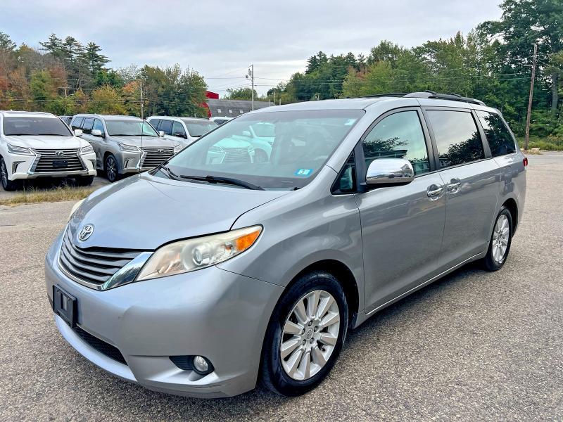 Photo 2 from auction – 2013 TOYOTA SIENNA with VIN 5TDDK3DC2DS049138