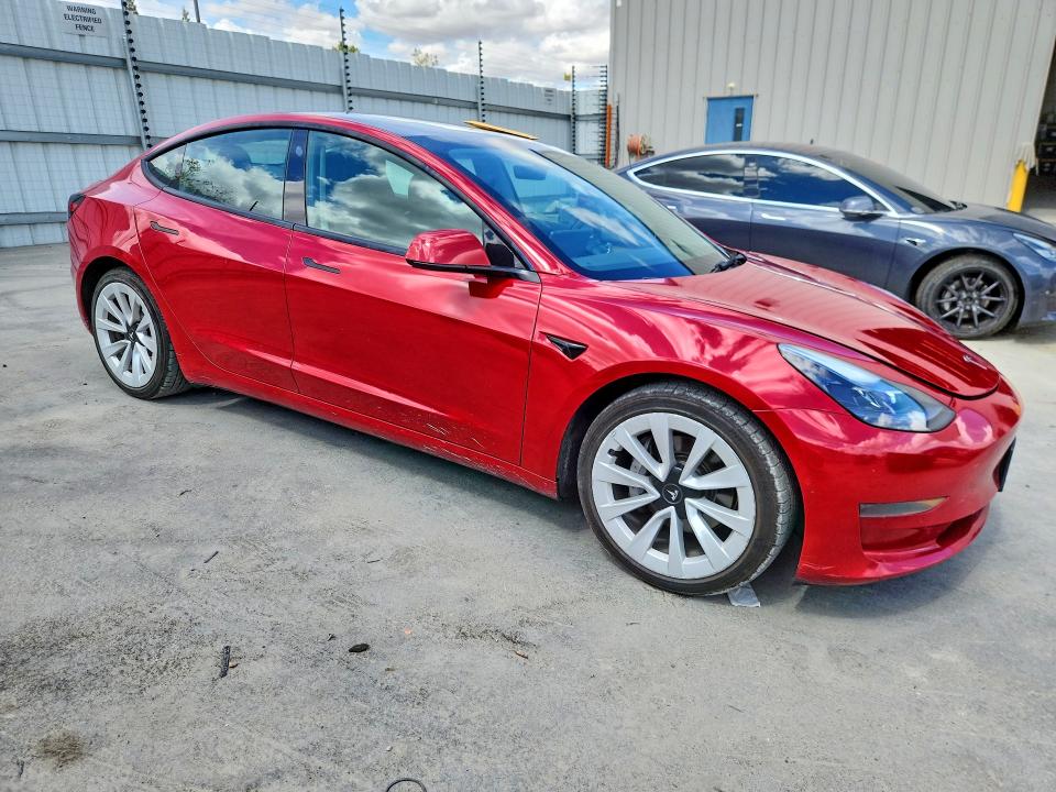 Photo 4 from auction – 2022 TESLA MODEL 3 with VIN 5YJ3E1EA2NF304414